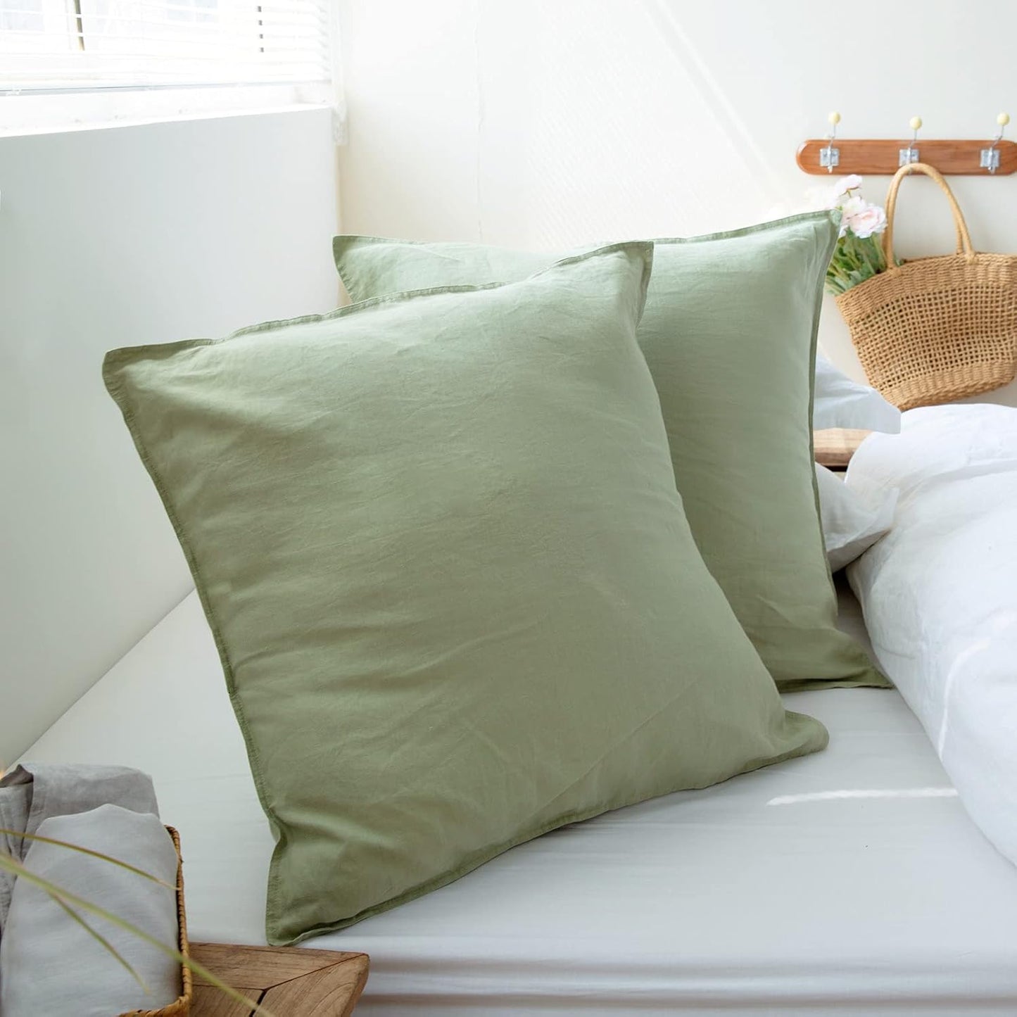 Simple&Opulence 100% Linen Duvet Cover Set 3pcs Basic Style Natural French Washed Flax Solid Color Soft Breathable Farmhouse Bedding with Button Closure - White, Queen