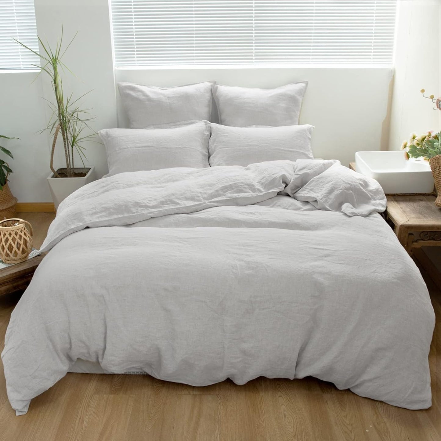 Simple&Opulence 100% Linen Duvet Cover Set 3pcs Basic Style Natural French Washed Flax Solid Color Soft Breathable Farmhouse Bedding with Button Closure - White, Queen