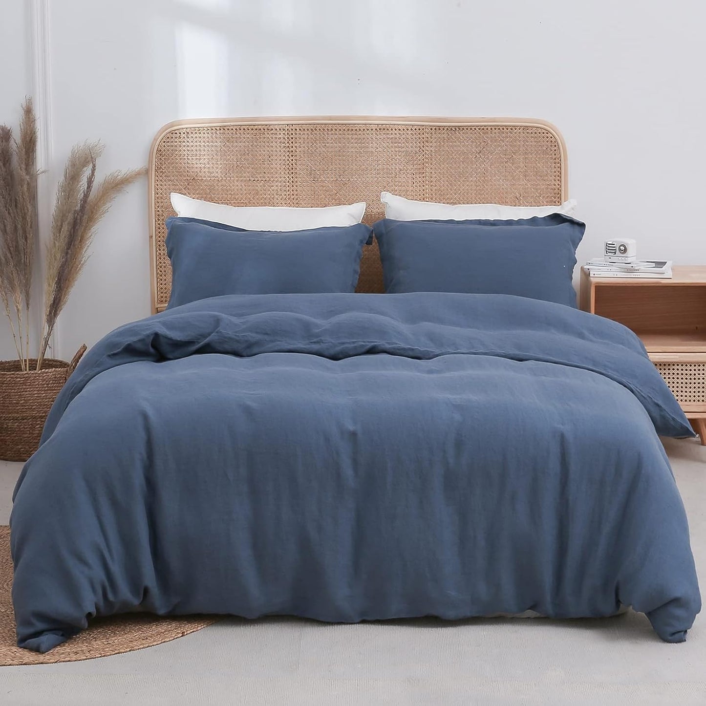 Simple&Opulence 100% Linen Duvet Cover Set 3pcs Basic Style Natural French Washed Flax Solid Color Soft Breathable Farmhouse Bedding with Button Closure - White, Queen