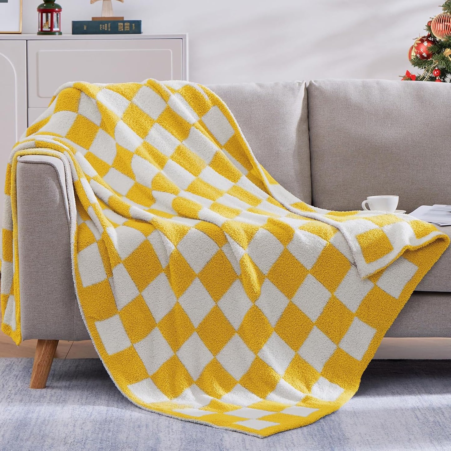WRENSONGE Checkered Throw Blanket, Sage Green Soft Cozy Fluffy Hand Made Throw Blankets for Couch, Sofa, Chair, Bed, Camping, Picnic, Travel Lightweight Bed Blankets for Women Mothers Birthday Gifts