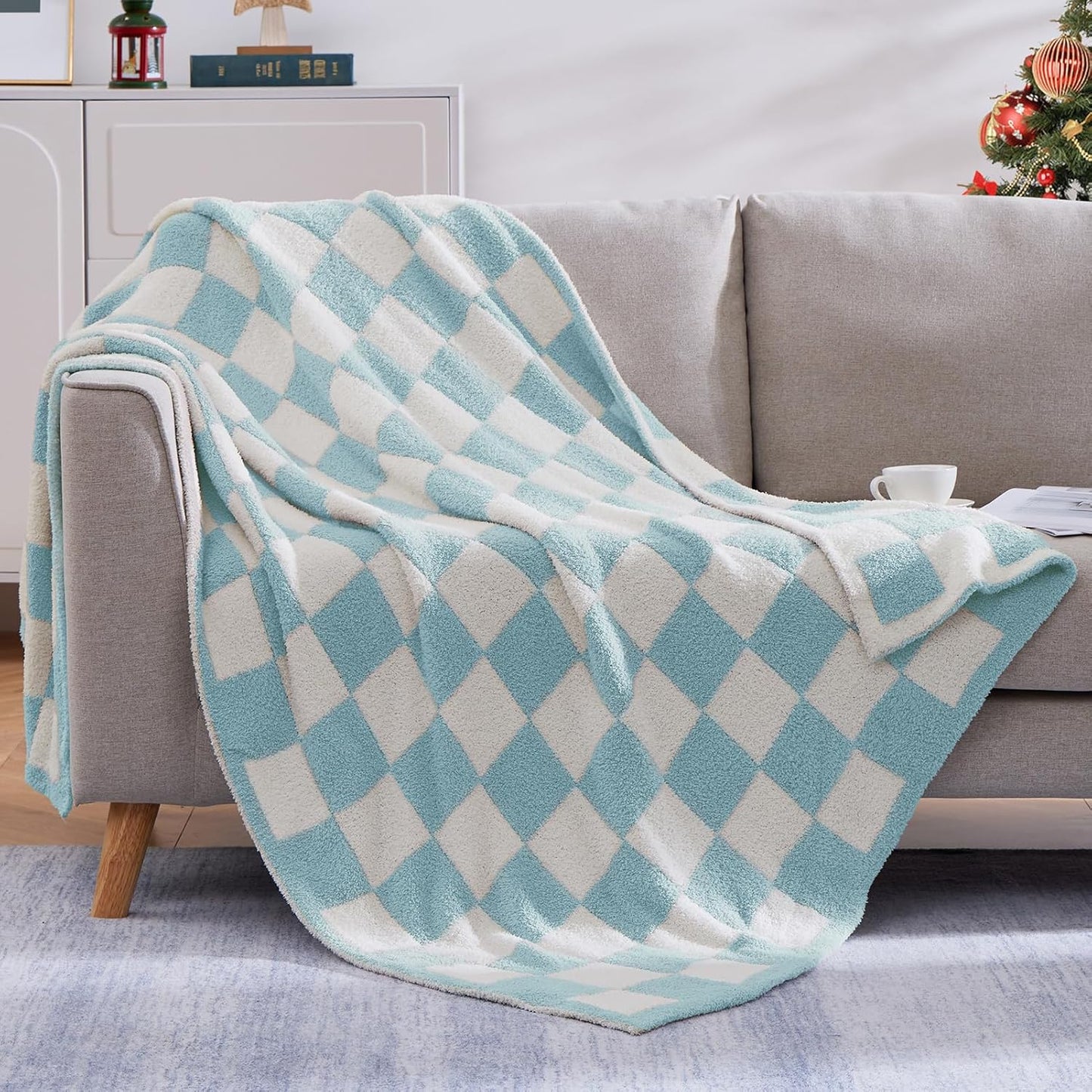 WRENSONGE Checkered Throw Blanket, Sage Green Soft Cozy Fluffy Hand Made Throw Blankets for Couch, Sofa, Chair, Bed, Camping, Picnic, Travel Lightweight Bed Blankets for Women Mothers Birthday Gifts