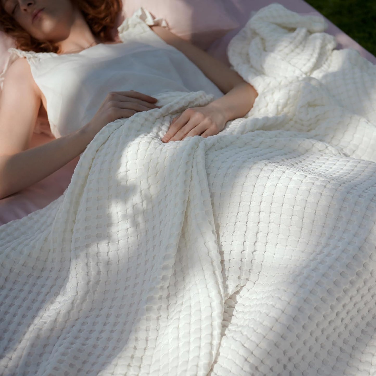 Bedsure Cooling Cotton Waffle Queen Size Blanket - Lightweight Breathable Summer Blanket of Rayon Derived from Bamboo for Hot Sleepers, Luxury Throws for Bed, Couch and Sofa, Ivory, 90x90 Inches