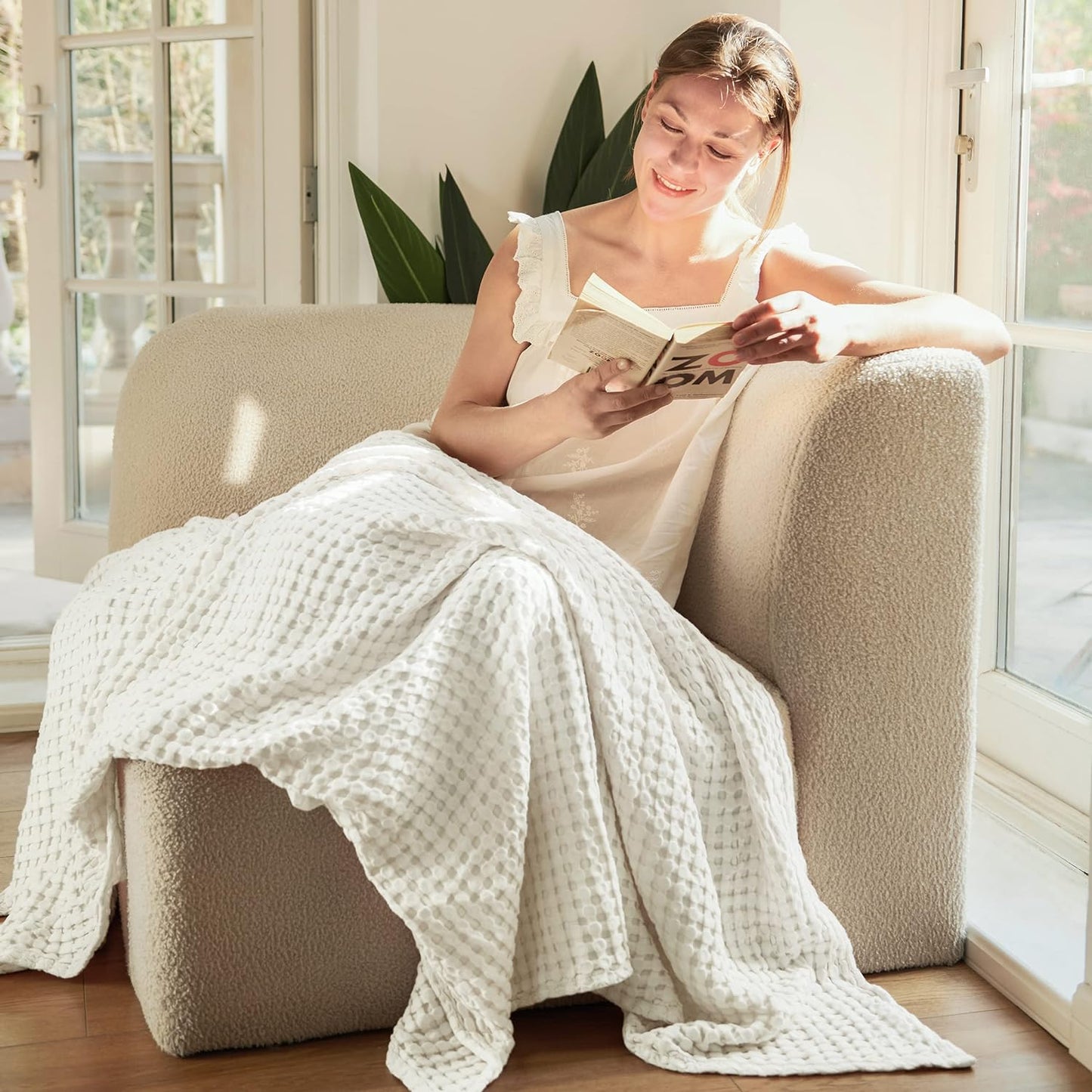Bedsure Cooling Cotton Waffle Queen Size Blanket - Lightweight Breathable Summer Blanket of Rayon Derived from Bamboo for Hot Sleepers, Luxury Throws for Bed, Couch and Sofa, Ivory, 90x90 Inches