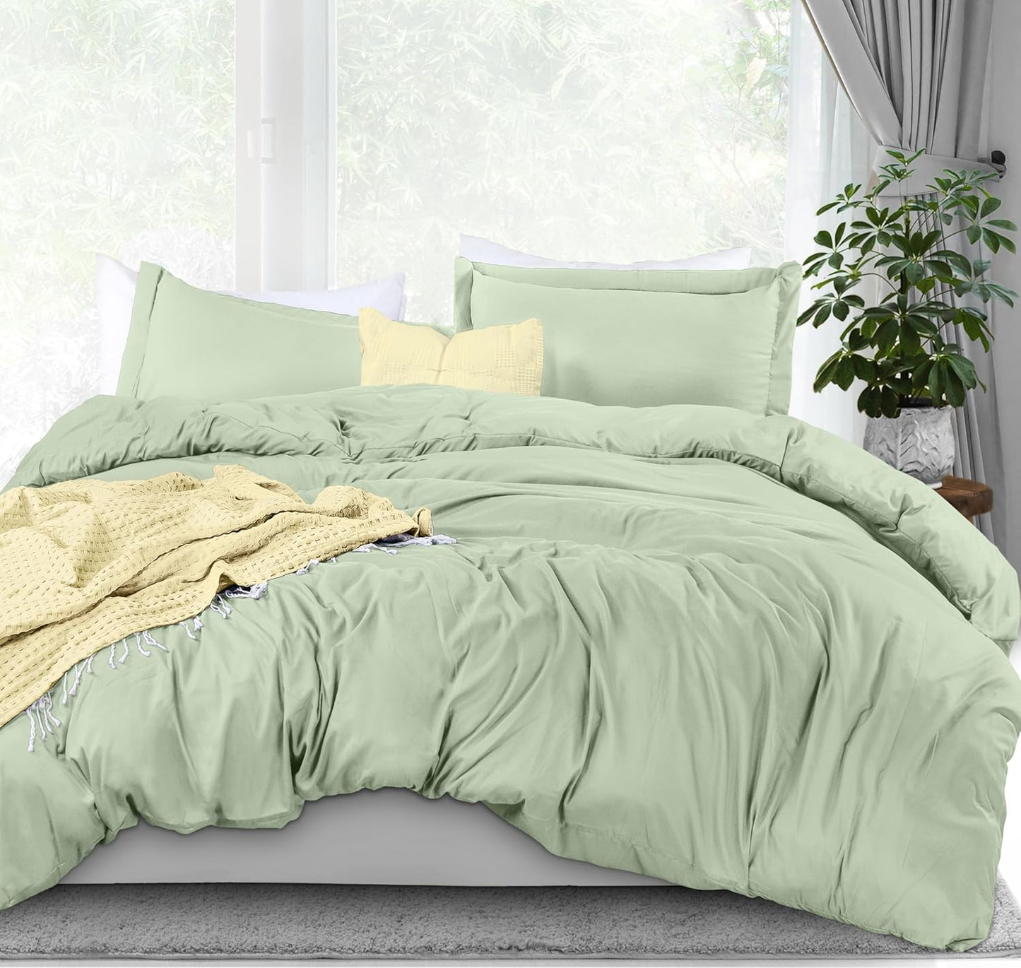Utopia Bedding Duvet Cover Queen Size - 3 Piece with Zipper Closure - 1 Comforter Cover 90X90 Inches & 2 Pillow Shams 20X26 Inches (White) Comforter Not Included
