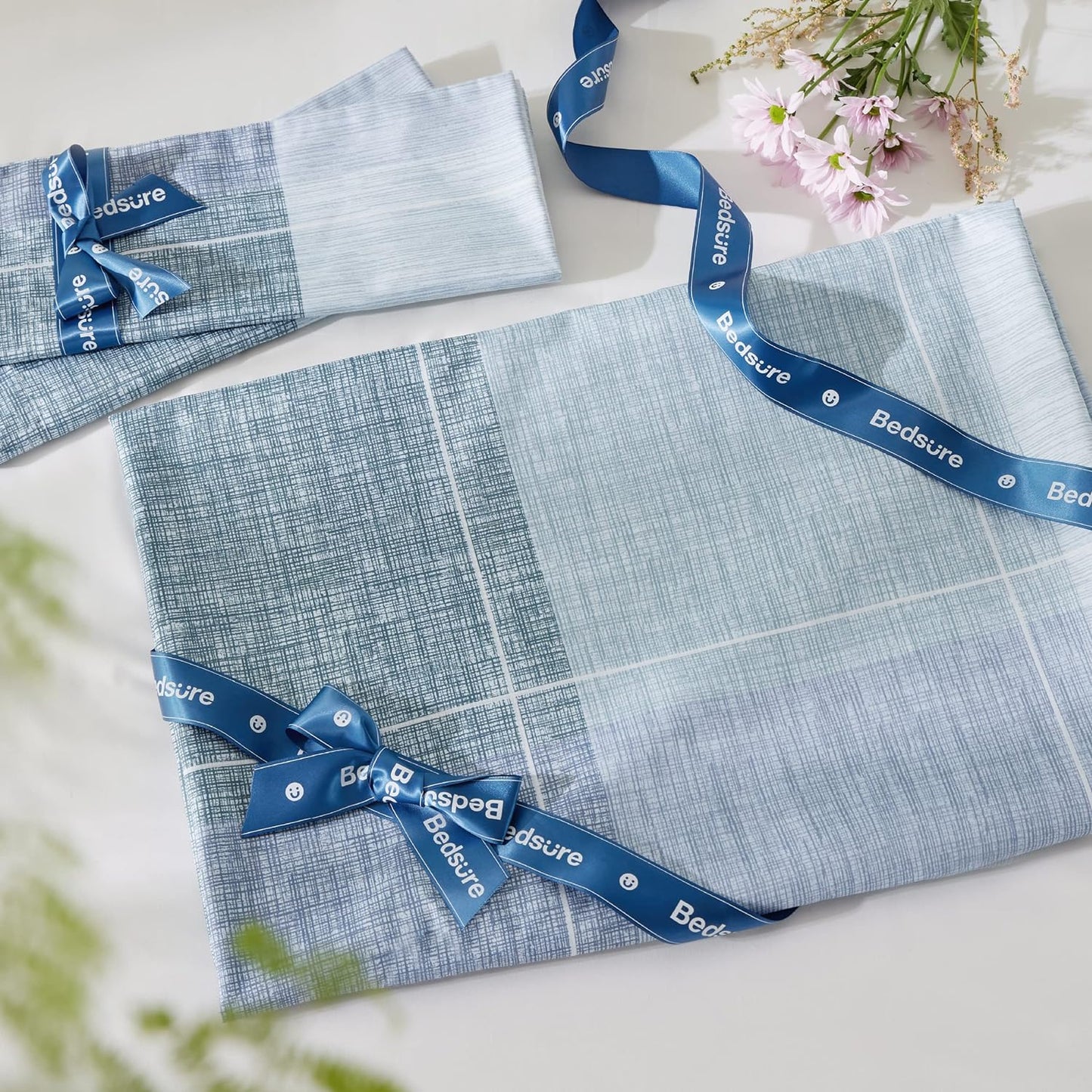 Bedsure Duvet Cover Queen Size - Gingham Reversible Buffalo Plaid Duvet Cover Set with Zipper Closure, 3 Pieces Blue Bedding Set with 8 Corner Ties and 2 Pillow Shams 20"x26"