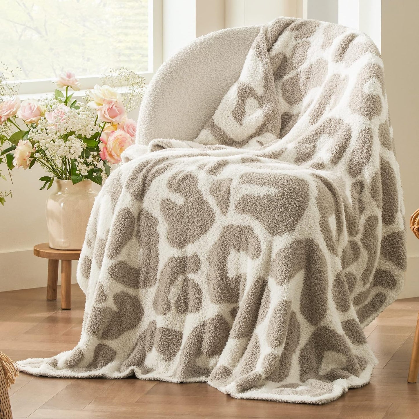 Bedsure Checkered Throw Blanket for Couch - Super Soft, Cozy & Warm Knit Blanket, Breathable, Lightweight & Fluffy for Bed & Sofa, Checkered Beige, 50x60 Inches